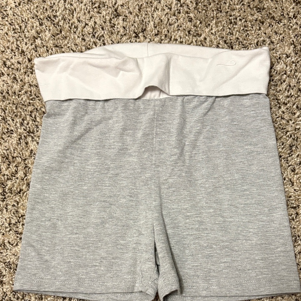 Rue21 High Waist Gray and Cream Shorts